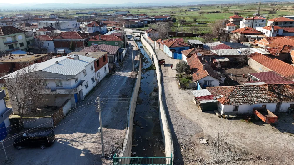 ALTIEYLÜL KARAMANKÖY TAŞKIN KORUMA TESİSİ İNŞAATI TAMAMLANDI