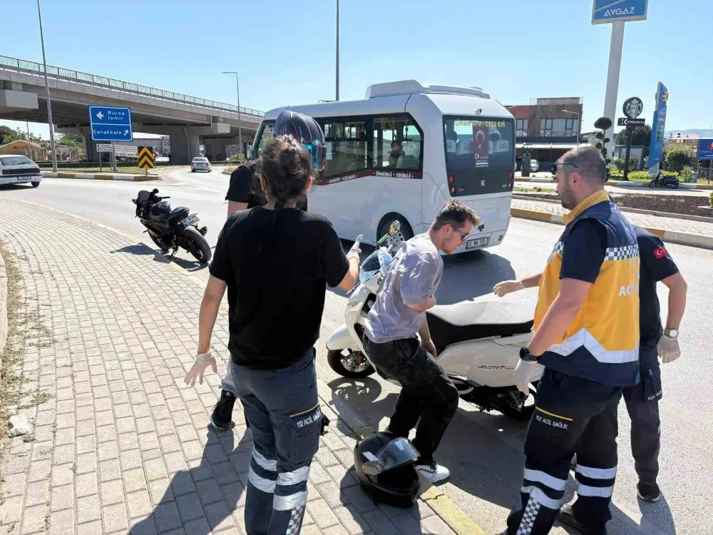Bandırma’da motosiklet kazası: 1 kişi yaralandı
