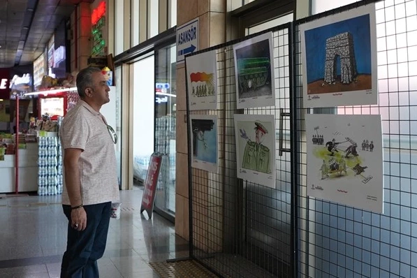 Dünya Barış Günü sergisi terminalde vatandaşlarla buluşuyor