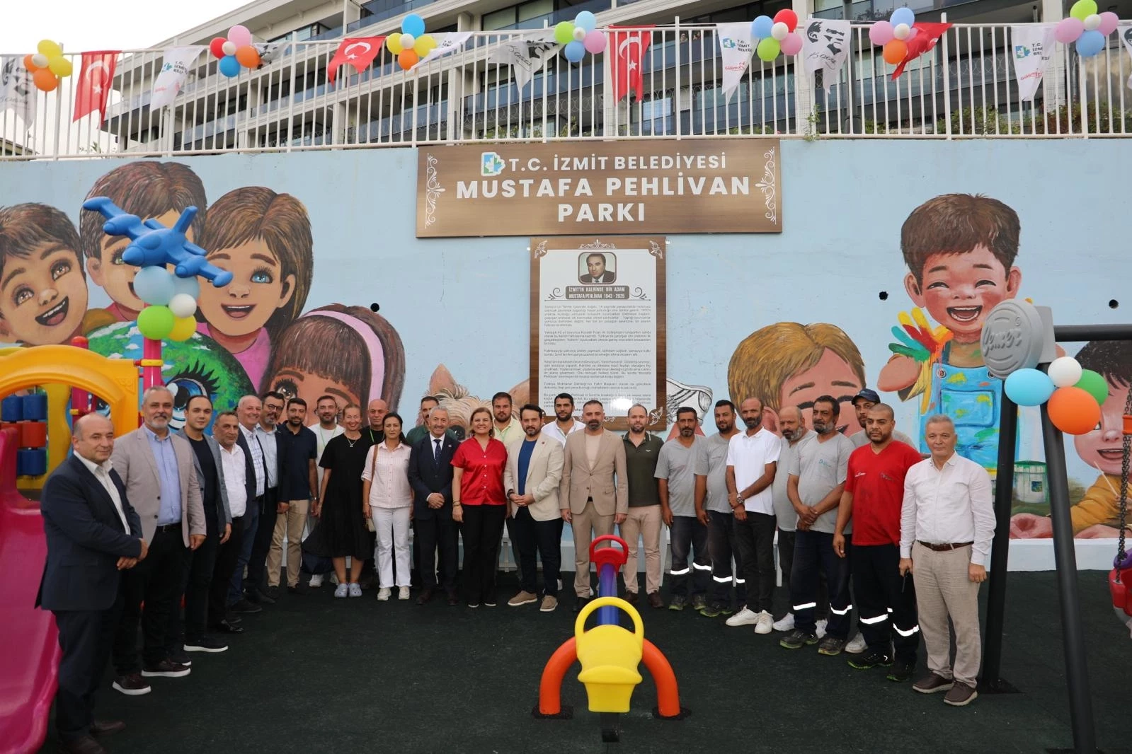 İzmit Belediyesi Mustafa Pehlivan’ın adını yaşatacağı parkı hizmete sundu