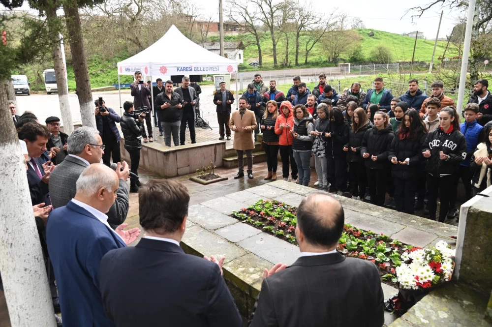 Kurtdereli Mehmet Pehlivan Mezarı Başında Anıldı